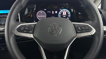 2025 Volkswagen ETSI MHEV Match DSG Euro 6 5-door (Grey) - Image: 24