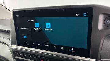 2025 Volkswagen 2.0 TDI T28 Commerce Plus FWD SWB Euro 6 5-door (White) - Image: 7