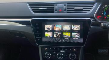 2023 Škoda TSI iV 13kWh Laurin & Klement DSG Euro 6 5-door (Blue) - Image: 8