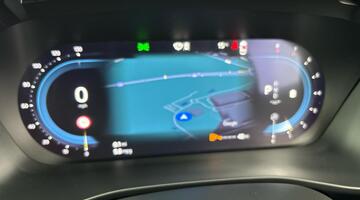 2025 Volvo 2.0 B3 MHEV Plus DCT Auto Euro 6 5-door (Brown) - Image: 11