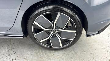 2025 Volkswagen TSI Black Edition Euro 6 5-door (Grey) - Image: 31