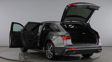 2025 Audi 2.0 TFSI 40 Black Edition S Tronic Euro 6 5-door (Grey) - Image: 11