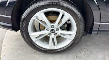 2025 Audi TFSI CoD 35 S line S Tronic Euro 6 5-door (Black) - Image: 29