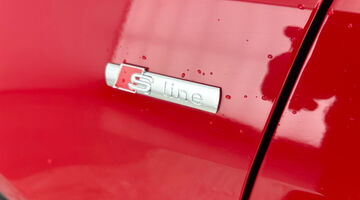 2025 Audi 1.0 TFSI 30 S line Sportback S Tronic Euro 6 5-door (Red) - Image: 39