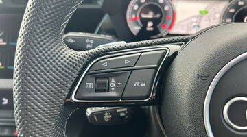 2025 Audi TFSI 35 Black Edition Sportback S Tronic Euro 6 5-door (White) - Image: 34