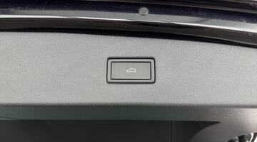 2023 Volkswagen TSI Elegance DSG Euro 6 5-door (Black) - Image: 29