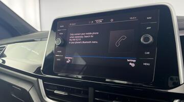 2024 Volkswagen TSI R-Line DSG Euro 6 5-door (Black) - Image: 16