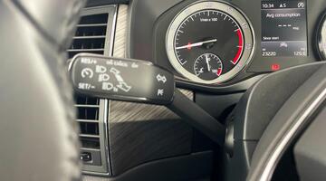 2022 Škoda TSI ACT SE L Executive Euro 6 5-door (7 Seat) (Grey) - Image: 15