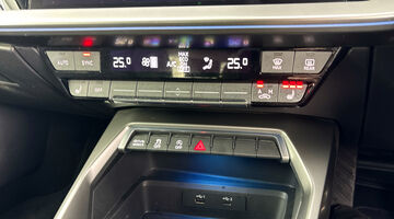 2020 Audi 2.0 TFSI Sportback S Tronic quattro Euro 6 5-door (Blue) - Image: 16