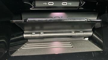 2025 Volkswagen 2.0 TSI R Black Edition DSG 4Motion Euro 6 5-door (White) - Image: 22