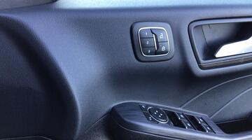 2022 Ford Duratec 14.4kWh Vignale CVT Euro 6 5-door (Grey) - Image: 16