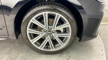 2025 Audi TFSI 35 S line Sportback S Tronic Euro 6 5-door (Black) - Image: 5