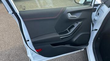 2024 Ford 1.0T EcoBoost MHEV ST-Line DCT Euro 6 5-door (White) - Image: 17