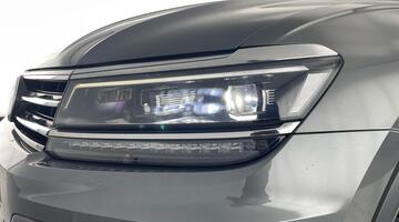 2017 Volkswagen 2.0 TSI R-Line DSG 4Motion Euro 6 5-door (Grey) - Image: 46