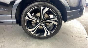 2025 Audi 2.0 TFSI 40 Black Edition Sportback S Tronic quattro Euro 6 5-door (Black) - Image: 34