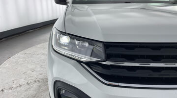 2023 Volkswagen 1.0 TSI Black Edition Euro 6 5-door (White) - Image: 37