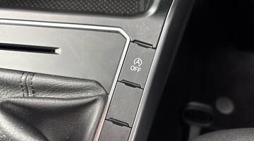 2023 Volkswagen 1.0 TSI R-Line Euro 6 5-door (Blue) - Image: 12