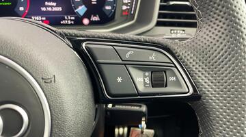 2025 Audi 1.0 TFSI 30 S line Sportback S Tronic Euro 6 5-door (White) - Image: 24