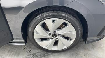 2022 Volkswagen TSI R-Line Euro 6 5-door (Grey) - Image: 5