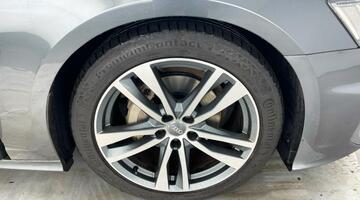 2019 Audi 2.0 TDI 40 S line S Tronic Euro 6 4-door (Grey) - Image: 5