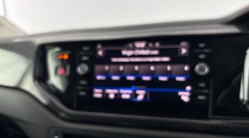 2025 Volkswagen 1.0 TSI Match DSG Euro 6 5-door (White) - Image: 14