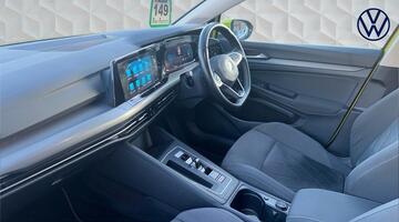 2020 Volkswagen ETSI MHEV Style DSG Euro 6 5-door (Yellow) - Image: 2