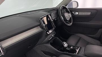 2025 Volvo 2.0 B3 MHEV Ultra Bright DCT Auto Euro 6 5-door (Blue) - Image: 2