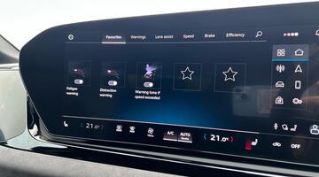 2025 Audi 2.0 TFSI Edition 1 S Tronic Euro 6 5-door (Blue) - Image: 33