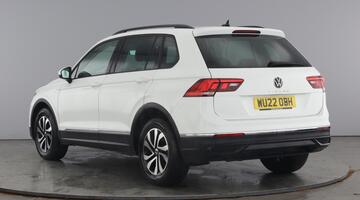 2022 Volkswagen TSI Active Euro 6 5-door (White) - Image: 3