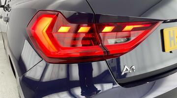 2019 Audi 1.0 TFSI 25 Technik Sportback Euro 6 5-door (Blue) - Image: 30