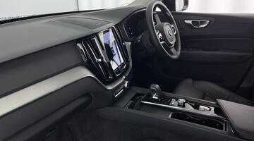 2024 Volvo 2.0 B5 MHEV Plus Auto Euro 6 5-door (Grey) - Image: 2
