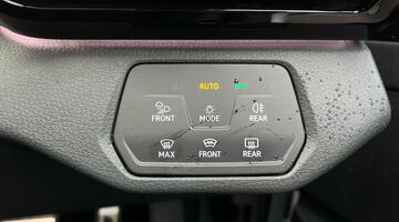 2025 Volkswagen Pro 77kWh Match Auto 5-door (White) - Image: 23