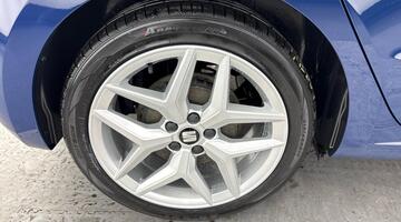 2018 SEAT 1.0 TSI FR Euro 6 5-door (Blue) - Image: 17