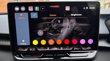 2025 CUPRA EHybrid 25.8kWh V1 DSG Euro 6 5-door (Blue) - Image: 34