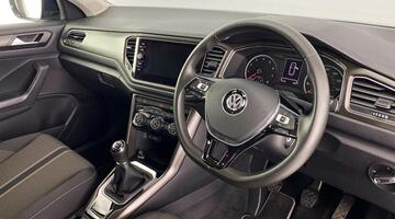 2020 Volkswagen TSI EVO SE Euro 6 5-door (Blue) - Image: 6