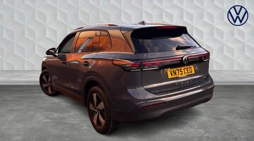 2025 Volkswagen ETSI MHEV Match DSG Euro 6 5-door (Grey) - Image: 3