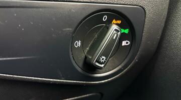 2021 Volkswagen TSI Life Euro 6 5-door (White) - Image: 23