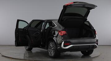 2025 Audi TFSI CoD 35 S line Sportback S Tronic Euro 6 5-door (Black) - Image: 11