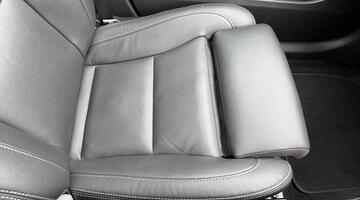 2024 Volvo 2.0 B4 MHEV Ultra Bright DCT Auto Euro 6 5-door (Silver) - Image: 65