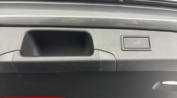 2025 Volkswagen ETSI MHEV R-Line DSG Euro 6 5-door (Grey) - Image: 34