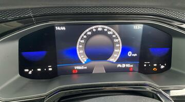 2022 Volkswagen 1.0 TSI Life Euro 6 5-door (Grey) - Image: 21