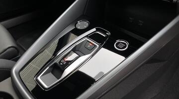 2025 Audi TFSI 35 Black Edition S Tronic Euro 6 4-door (Black) - Image: 11