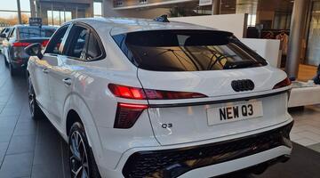 2025 Audi E-hybrid Launch Edition Sportback S Tronic Euro 6 5-door 26kWh (White) - Image: 4