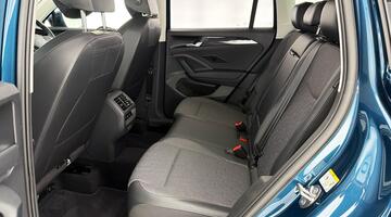 2025 Volkswagen TSI eHybrid 19.7kWh Match DSG Euro 6 5-door (Blue) - Image: 35