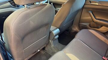 2023 Volkswagen 1.0 TSI Life Euro 6 5-door (Red) - Image: 19