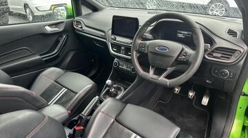 2022 Ford EcoBoost ST-3 Euro 6 3-door (Green) - Image: 6