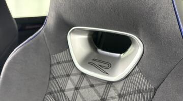 2025 Volkswagen ETSI MHEV R-Line DSG Euro 6 5-door (Grey) - Image: 38