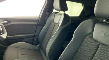 2025 Audi TFSI 35 Black Edition Sportback S Tronic Euro 6 5-door (Green) - Image: 34