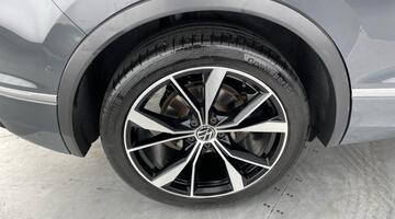 2022 Volkswagen TSI R-Line DSG Euro 6 5-door (Grey) - Image: 22