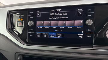 2021 Volkswagen 1.0 TSI Active Euro 6 5-door (White) - Image: 13